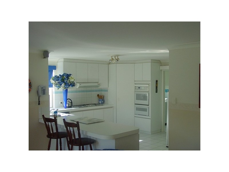 2 Townshend Rd, Kardinya WA 6163