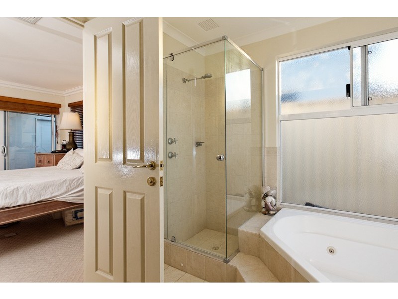 73A Kennedy St, Alfred Cove WA 6154