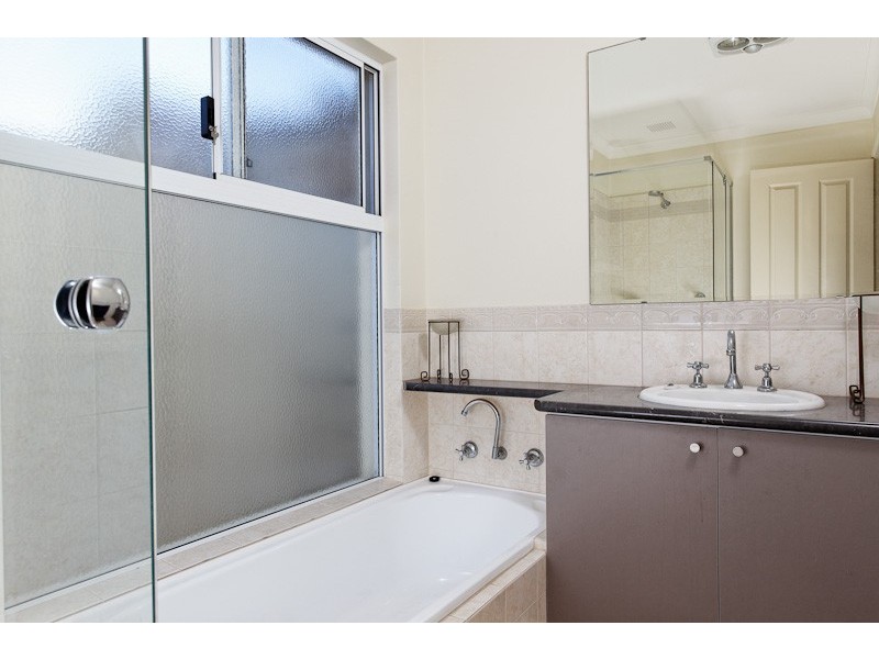 73A Kennedy St, Alfred Cove WA 6154