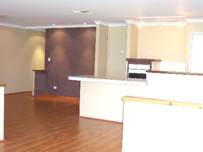 190 Brenchley Drive, Atwell WA 6164