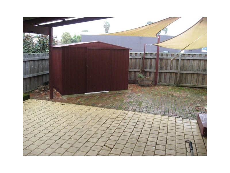 98 Kitchener Road, Alfred Cove WA 6154