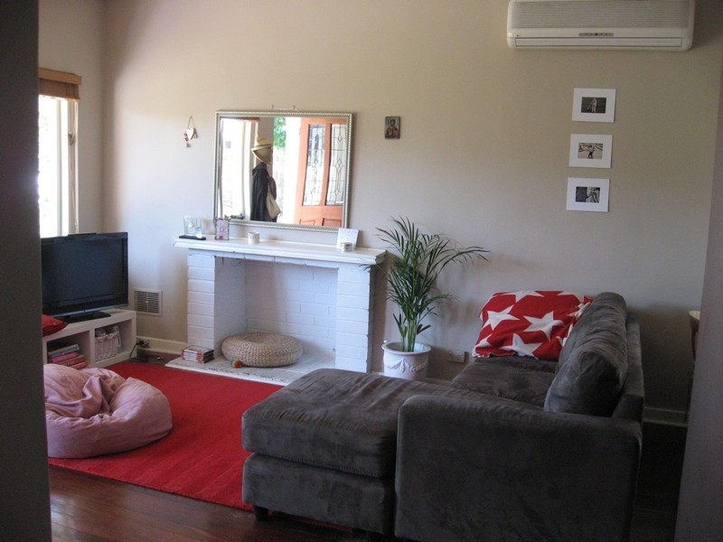 98 Kitchener Road, Alfred Cove WA 6154