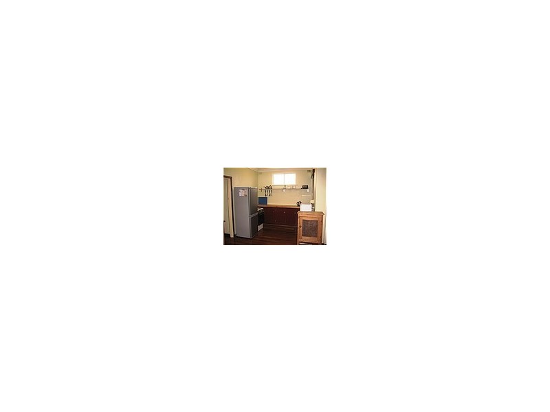 130B  Blackwood Ave, Hamilton Hill WA 6163