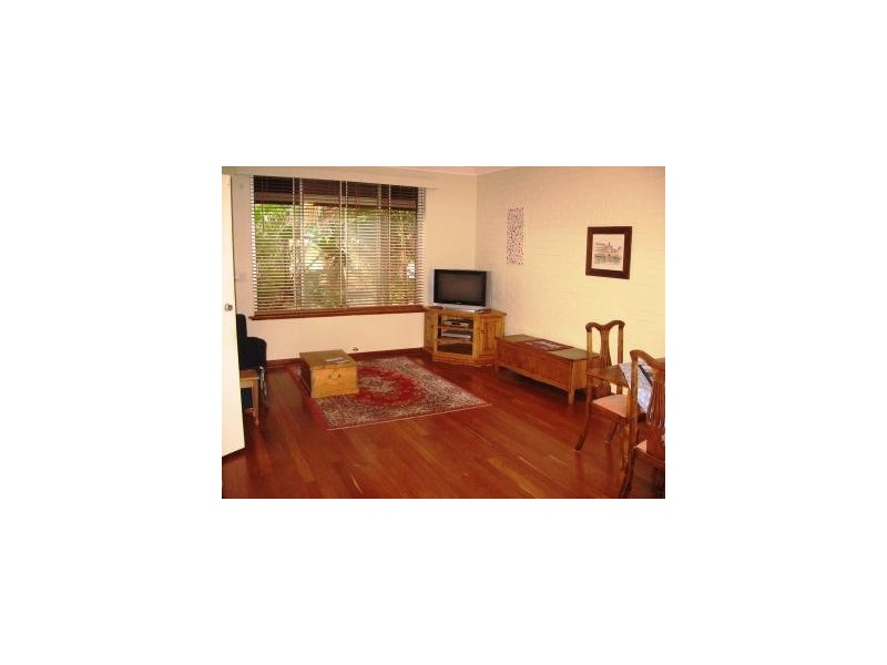 130B Blackwood Ave, Hamilton Hill WA 6163