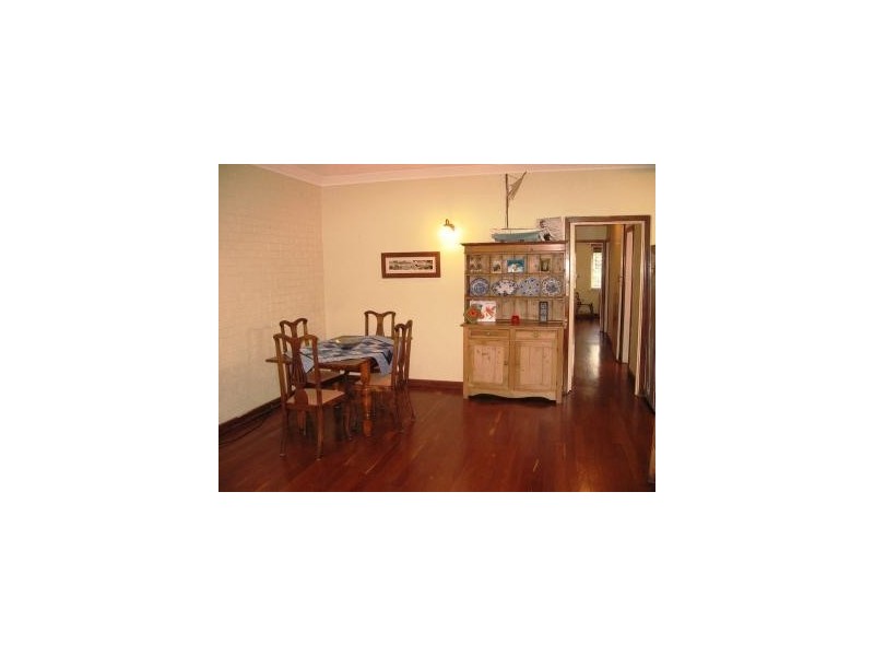 130B Blackwood Ave, Hamilton Hill WA 6163