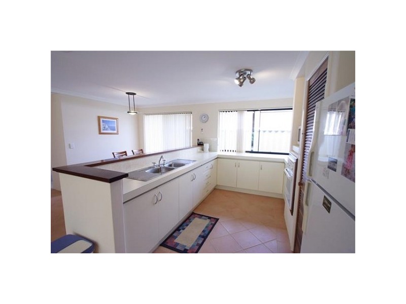 3 O’Farrell Close, Atwell WA 6164