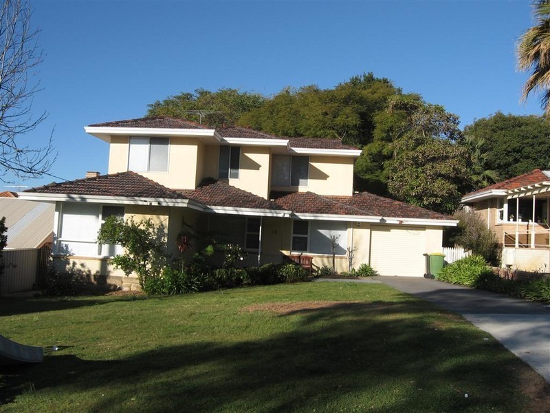 28 Blaven Way, Ardross WA 6153