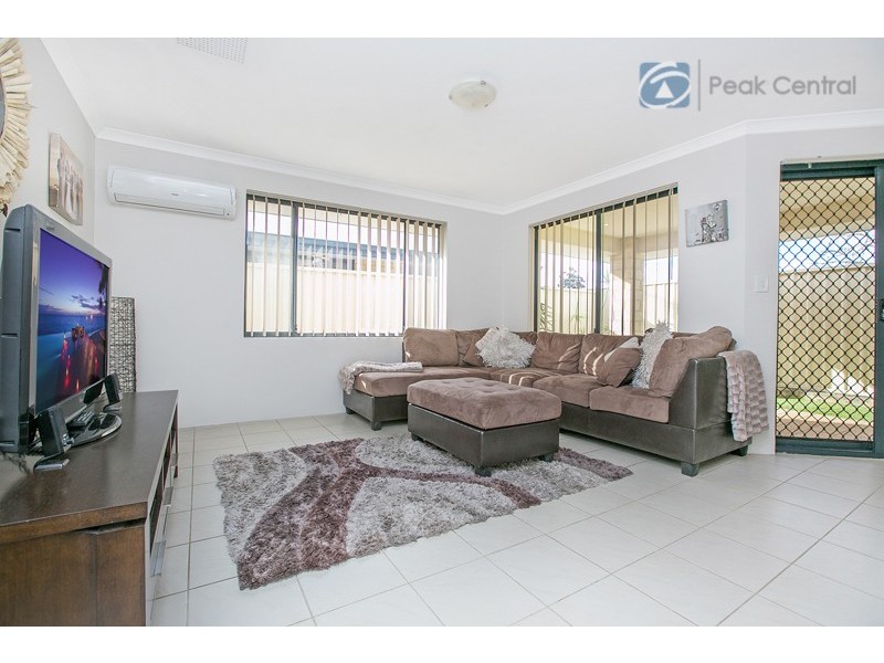 22/31 Barfield Road, Hammond Park WA 6164