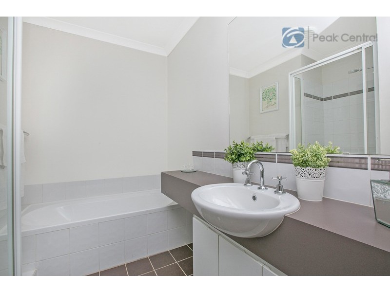 22/31 Barfield Road, Hammond Park WA 6164