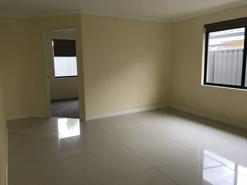 14 Whitehorse Drive, Harrisdale WA 6112