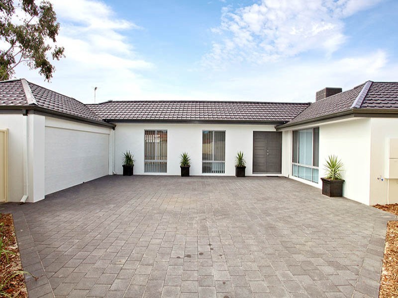 54a Glenbawn Drive, South Lake WA 6164