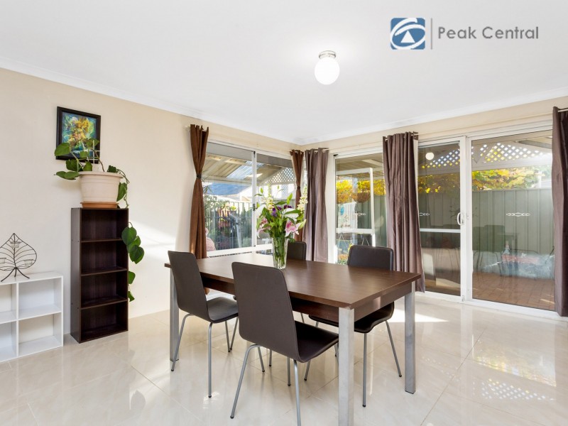 1 Barcroft Court, Atwell WA 6164