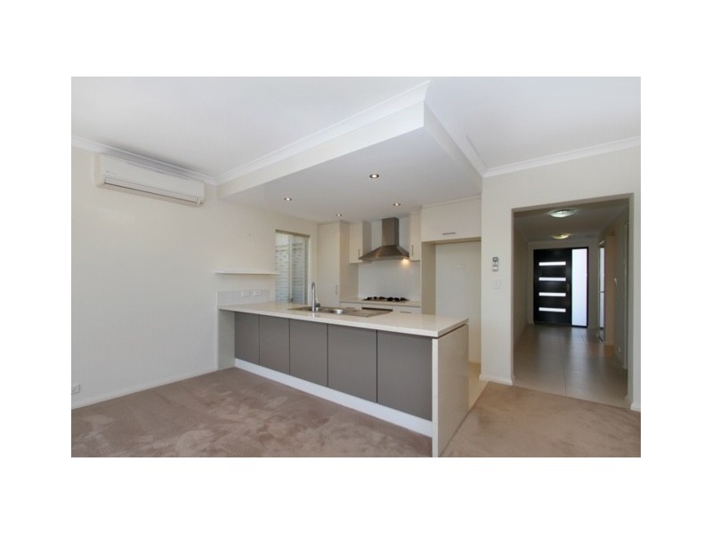20/18 Deanmore Bend, Hammond Park WA 6164