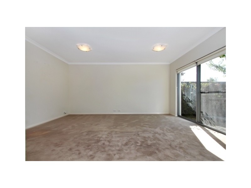 20/18 Deanmore Bend, Hammond Park WA 6164
