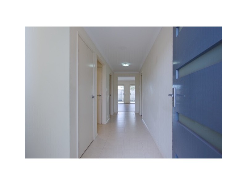 20/18 Deanmore Bend, Hammond Park WA 6164