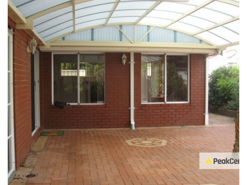 13 Worthington Road, Booragoon WA 6154