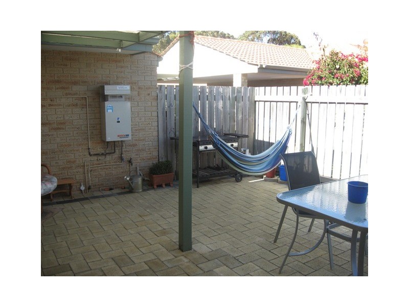 33/35 Winnacott Street, Willagee WA 6156