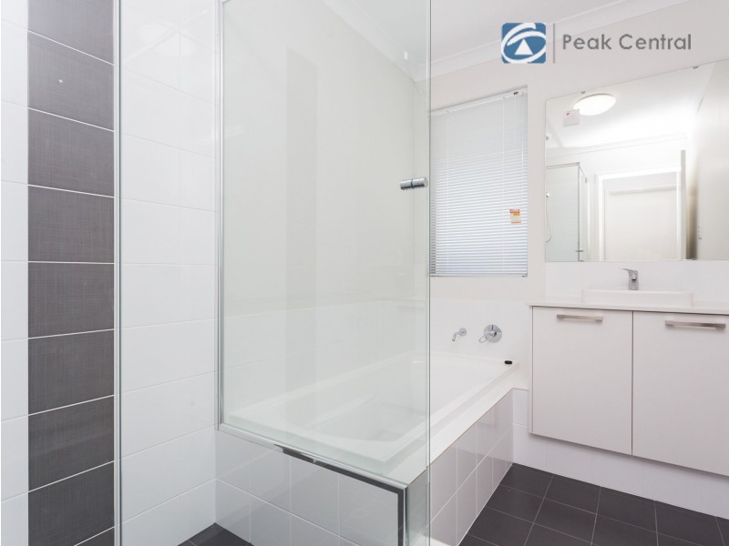 6 Lican Street, Banjup WA 6164