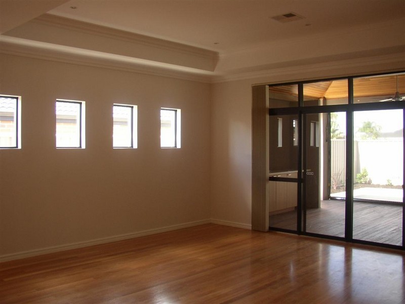 6A Joiner Road, Melville WA 6156
