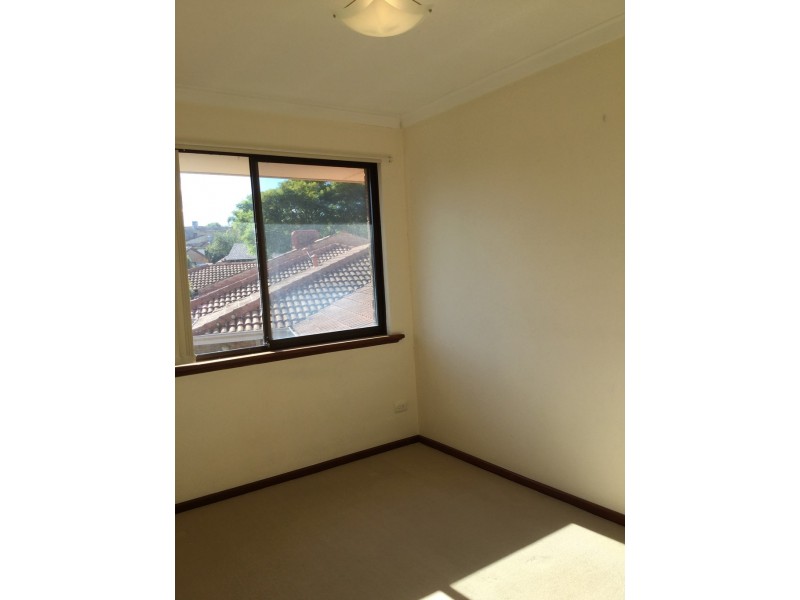 4/46 Ainsworth Loop, Booragoon WA 6154