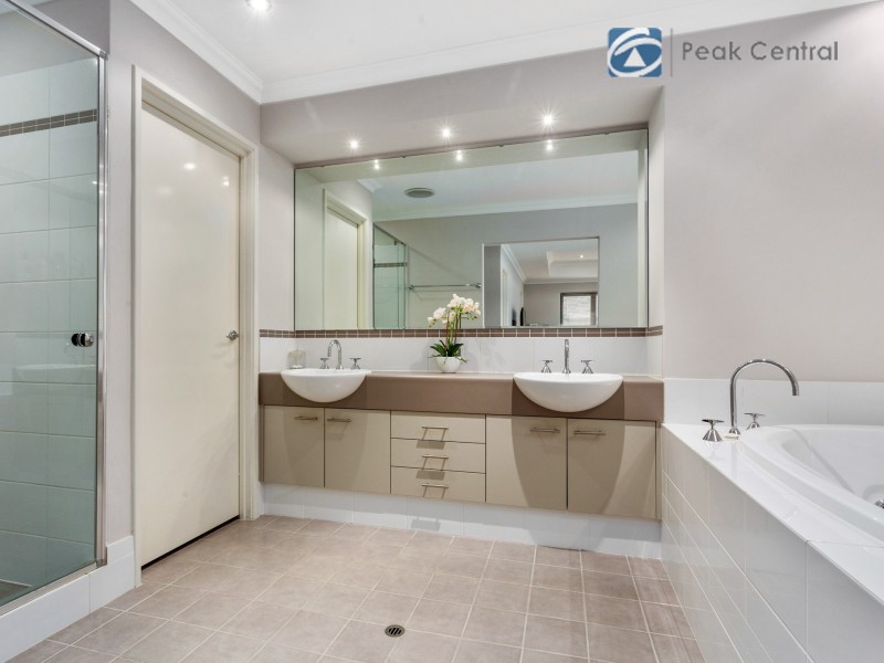 3 Butchart Turn, Aubin Grove WA 6164