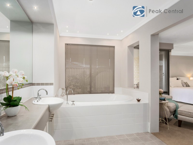 3 Butchart Turn, Aubin Grove WA 6164