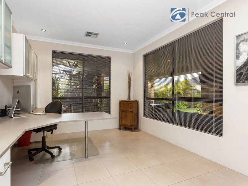 3 Butchart Turn, Aubin Grove WA 6164