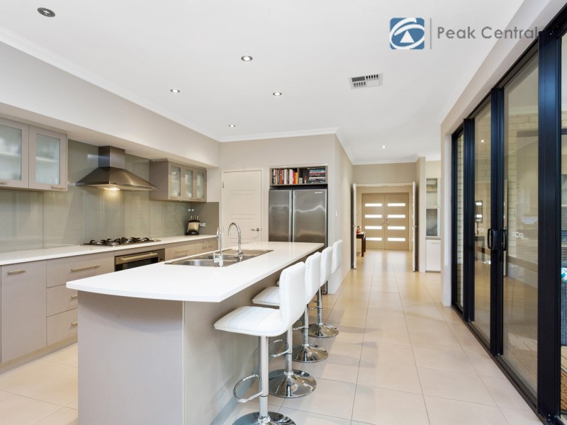 3 Butchart Turn, Aubin Grove WA 6164