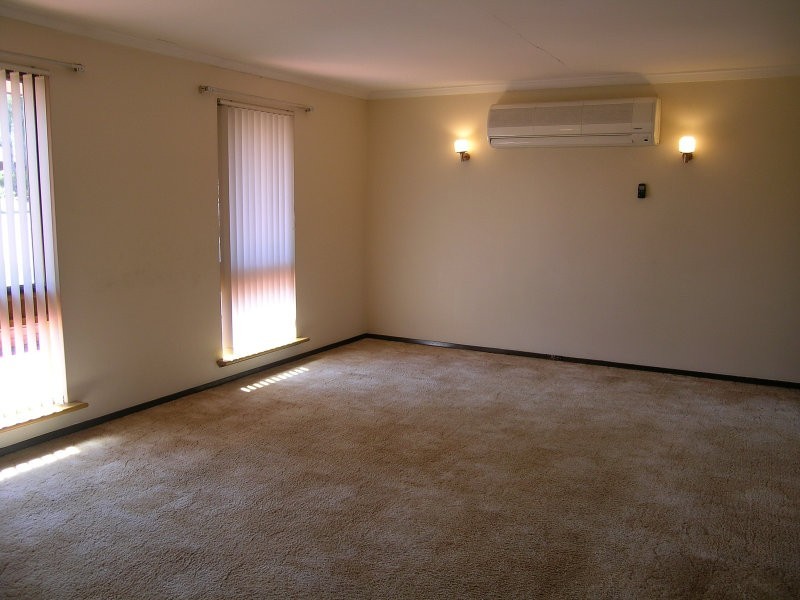 10 Engler Street, Booragoon WA 6154