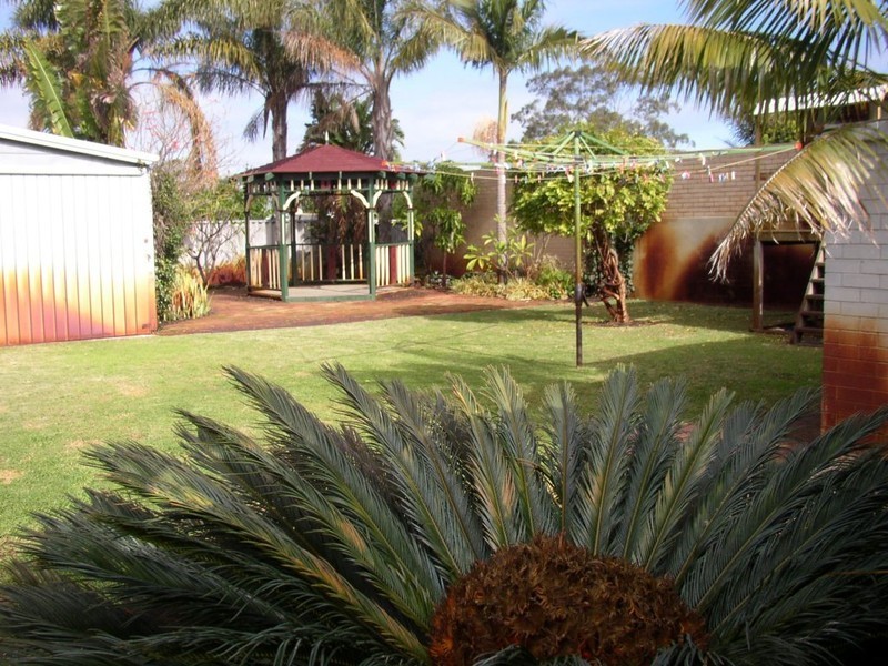 152 Kitchener Road, Alfred Cove WA 6154