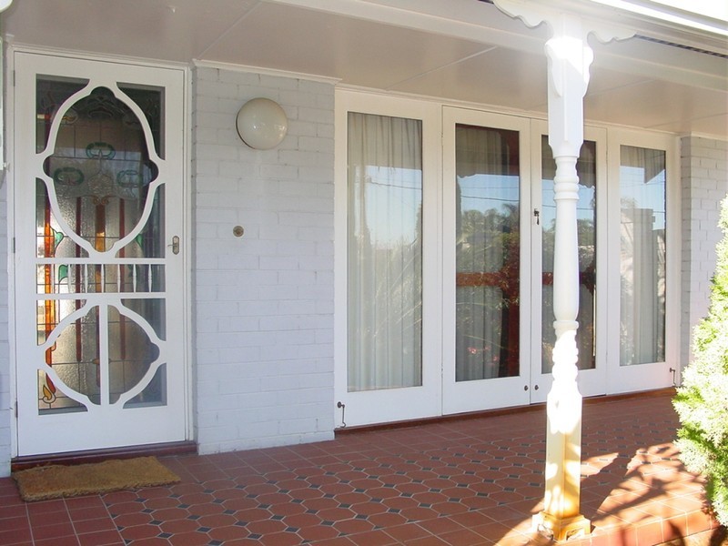 152 Kitchener Road, Alfred Cove WA 6154