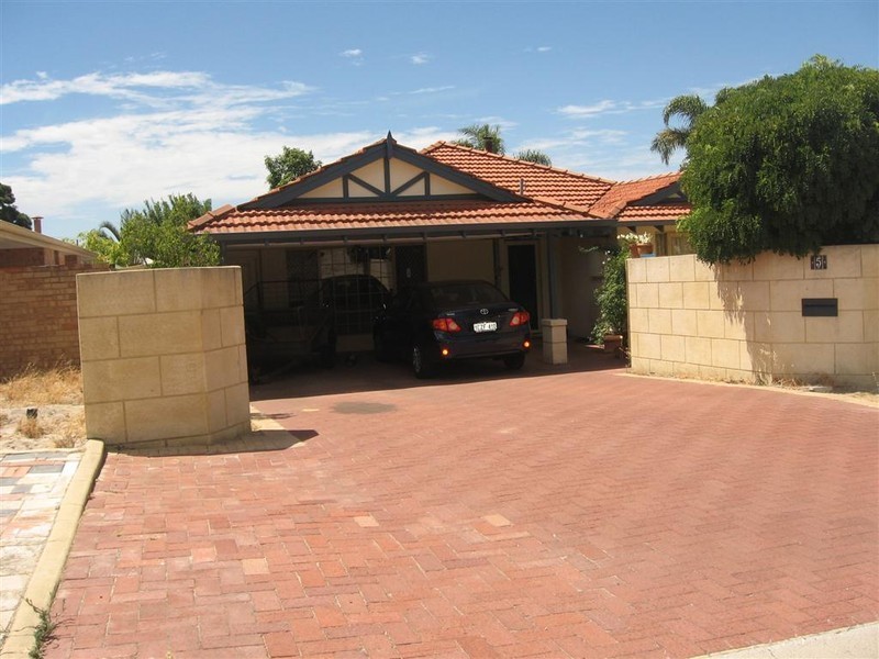 5 Brook Gardens, Bateman WA 6150