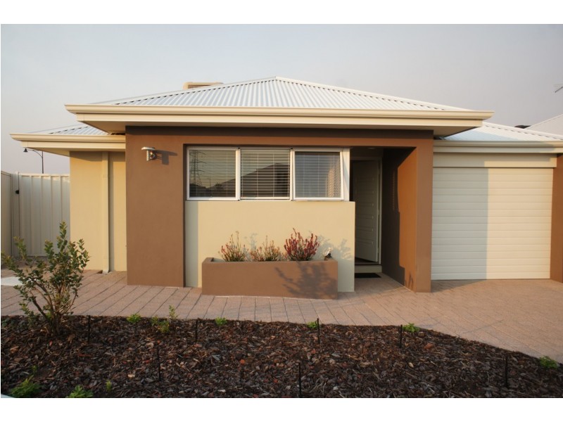 9 Aiken Court, Success WA 6164