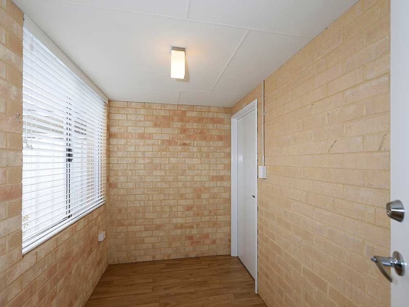 9 Aiken Court, Success WA 6164