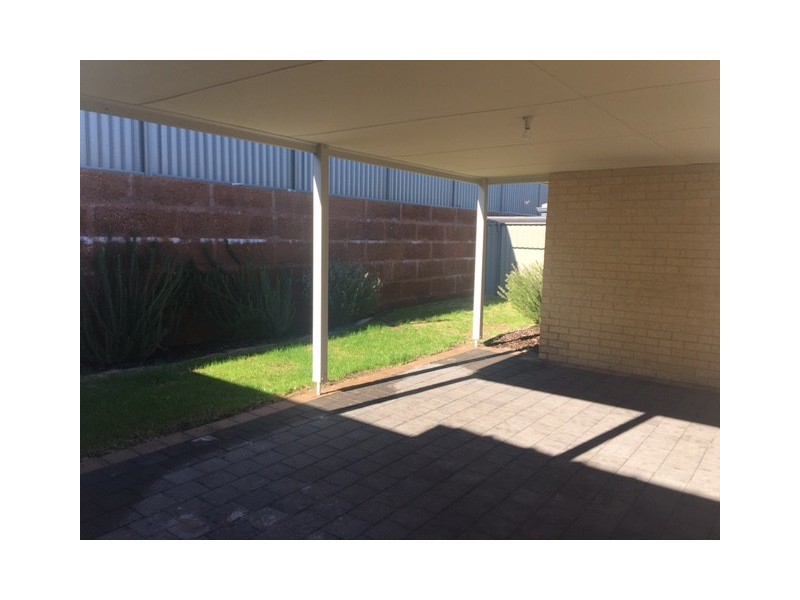 51 Litchfield Circle WANDI, Wandi WA 6167