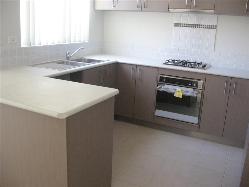 7/41 Sixth Avenue, Armadale WA 6112