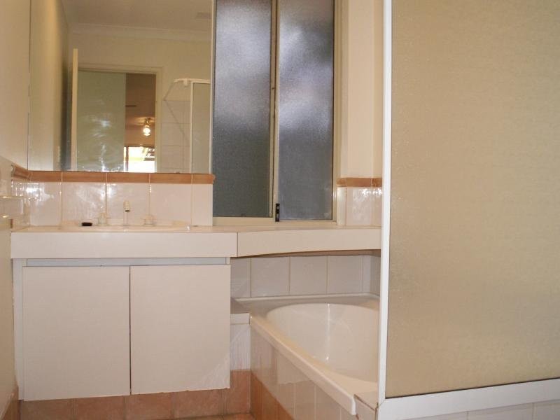 86 Folland Parade, Atwell WA 6164