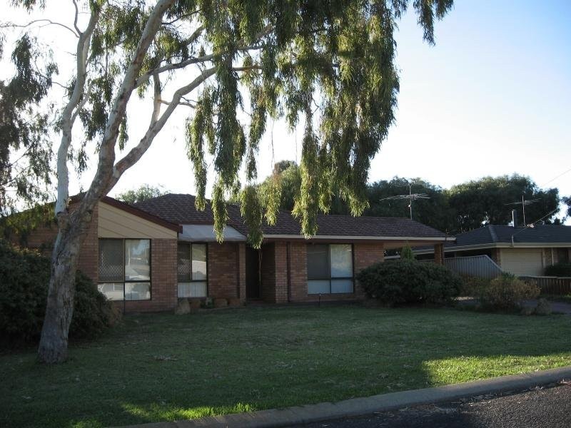 6 Nestor Way, Silver Sands WA 6210