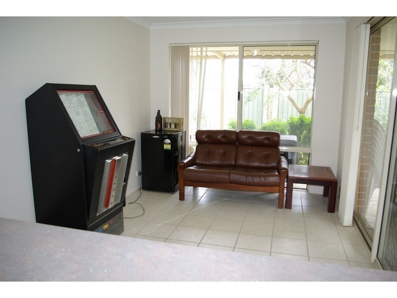 16 Wah Court, Atwell WA 6164