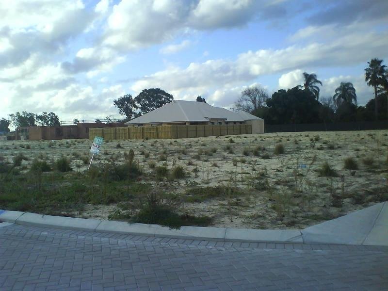 24 Fulbrooke Loop, Canning Vale WA 6155