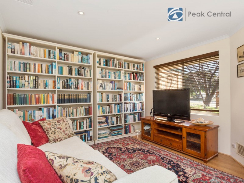 86A Kitchener Road, Alfred Cove WA 6154