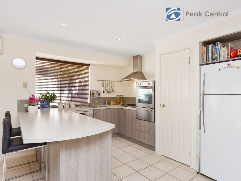 86A Kitchener Road, Alfred Cove WA 6154