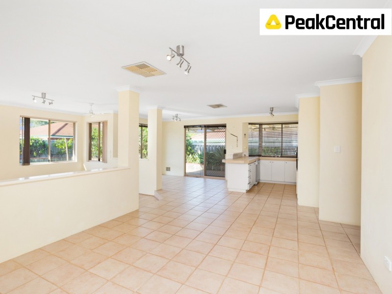 11 Dreier Court, Atwell WA 6164