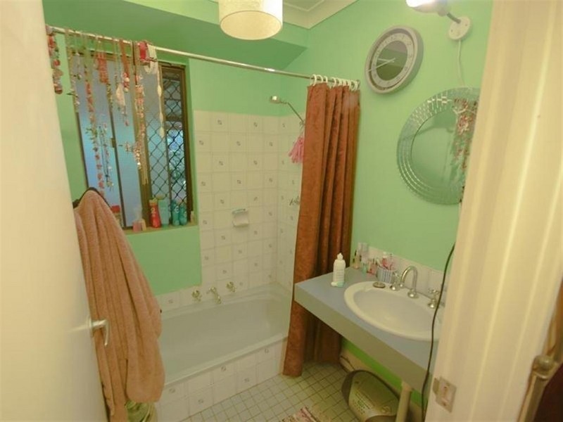 14B Blacksmith Court, Bibra Lake WA 6163