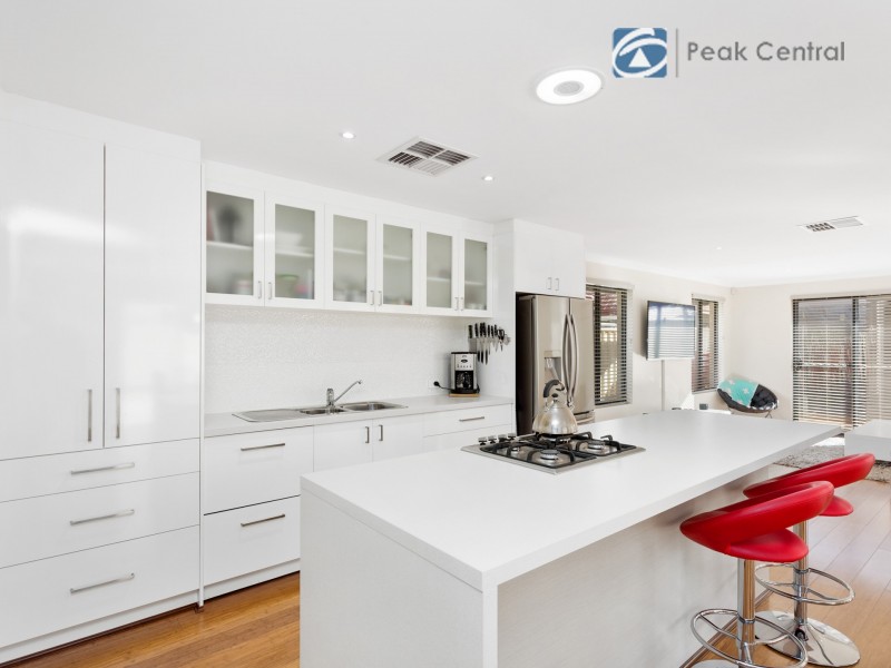 223 Bartram Road, Atwell WA 6164