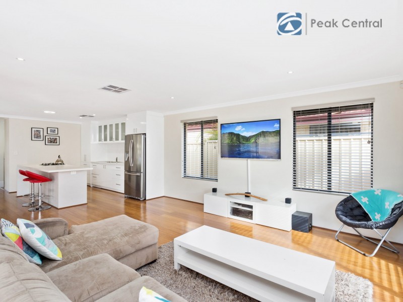 223 Bartram Road, Atwell WA 6164