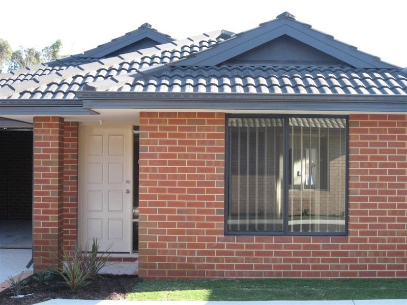 17/1 Coojong Link, Success WA 6164
