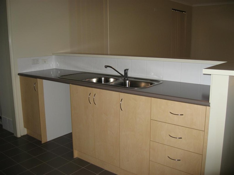 17/1 Coojong Link, Success WA 6164
