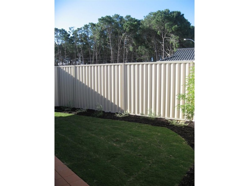 20/1 Coojong Link, Success WA 6164