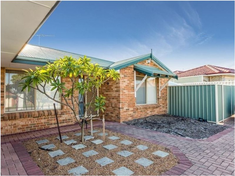 5 Minyon Circuit, Atwell WA 6164